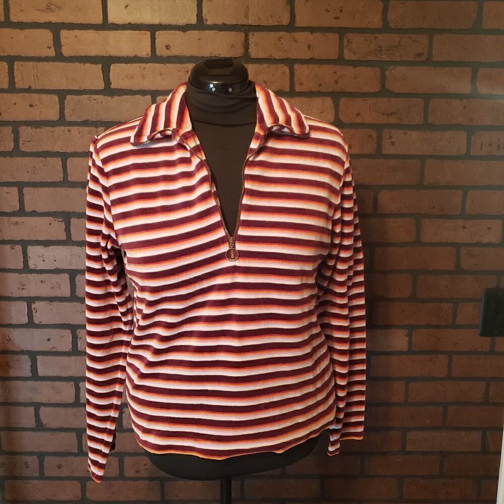 Vintage Old Navy Zippered V-Neck Top